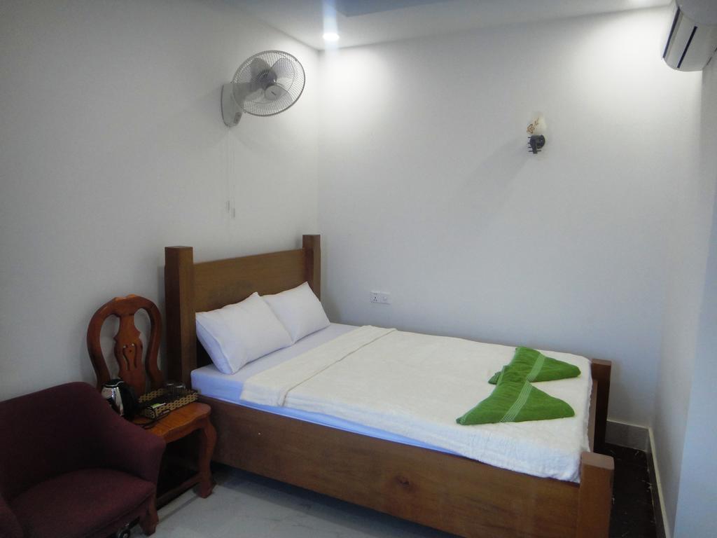 Marany Guesthouse Kampot Oda fotoğraf