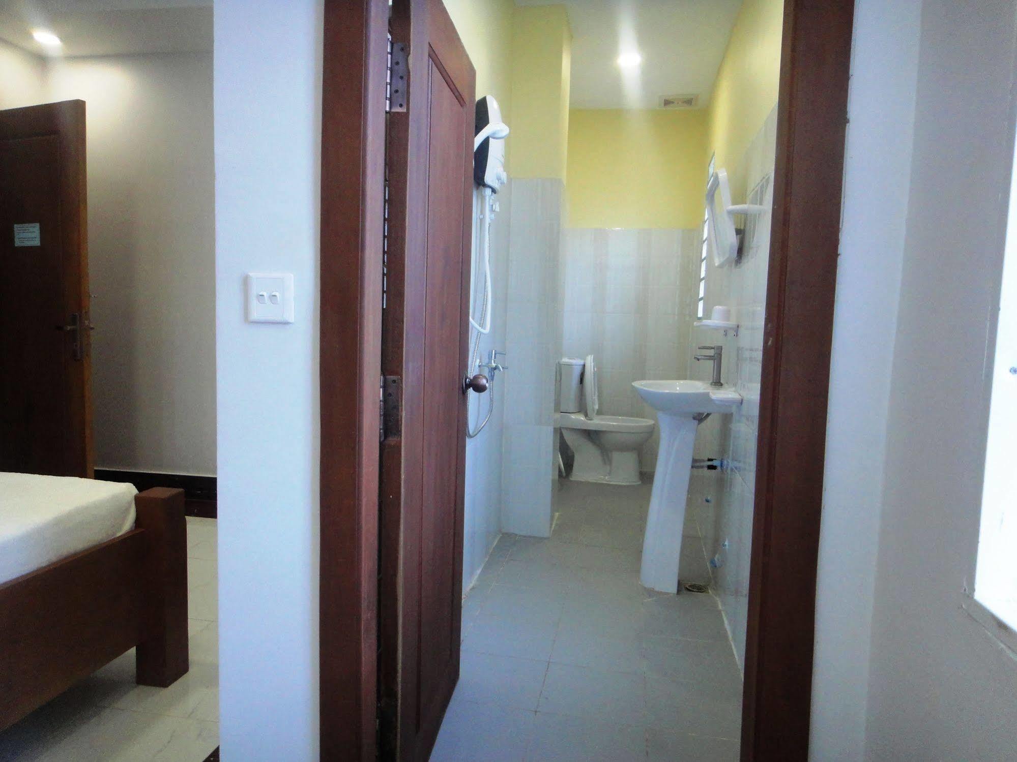 Marany Guesthouse Kampot Dış mekan fotoğraf