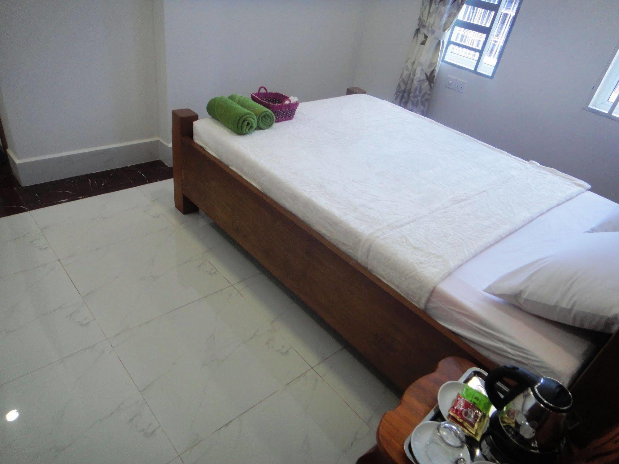 Marany Guesthouse Kampot Dış mekan fotoğraf